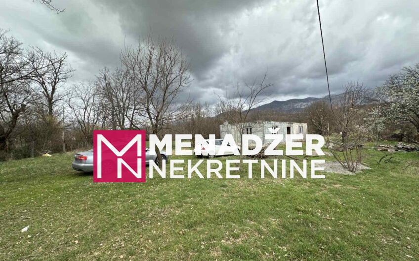 KUĆA 112 m², PLAC  2 200 m² – DANILOVGRAD