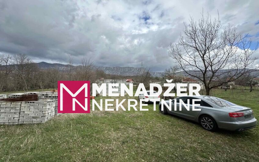 KUĆA 112 m², PLAC  2 200 m² – DANILOVGRAD