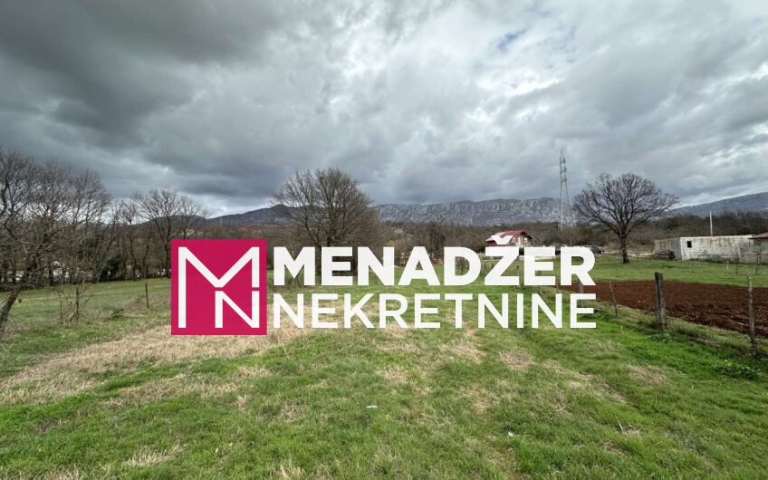 KUĆA 112 m², PLAC  2 200 m² – DANILOVGRAD