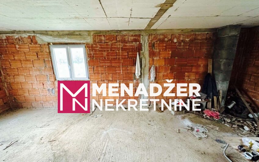 KUĆA 112 m², PLAC  2 200 m² – DANILOVGRAD