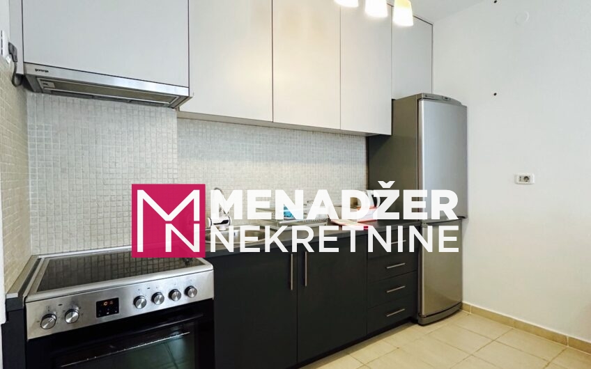 JEDNOSOBAN NAMJEŠTEN STAN 50 m² – PREKO MORAČE
