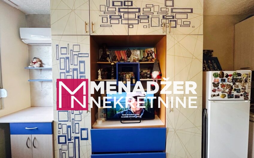 GARSONjERA NAMJEŠTENA 22 m² – PREKO MORAČE