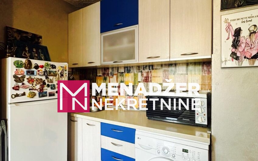 GARSONjERA NAMJEŠTENA 22 m² – PREKO MORAČE