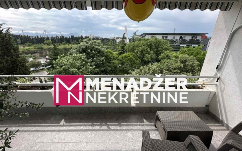 NAMJEŠTENA GARSONjERA 40 m² – PREKO MORAČE
