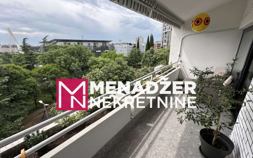NAMJEŠTENA GARSONjERA 40 m² – PREKO MORAČE