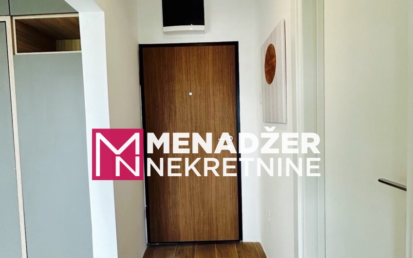 NAMJEŠTENA GARSONjERA 40 m² – PREKO MORAČE