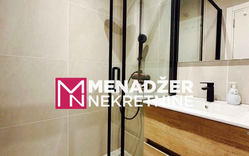 NAMJEŠTENA GARSONjERA 40 m² – PREKO MORAČE
