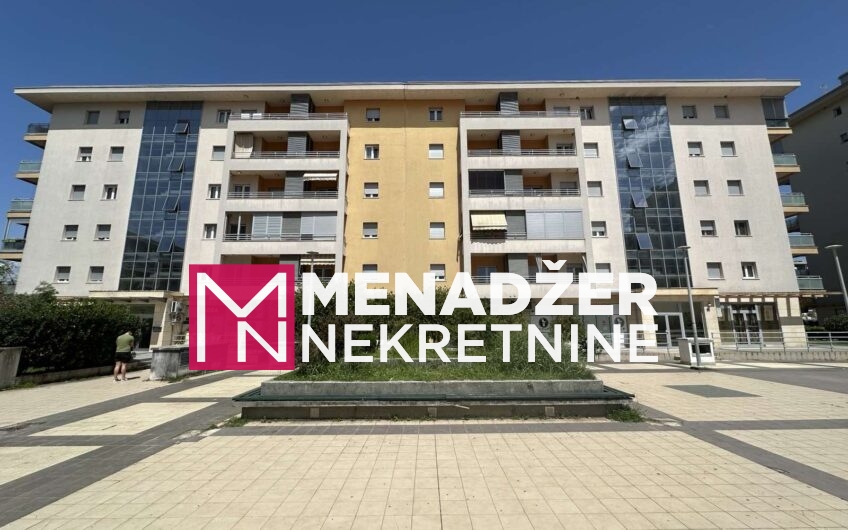 JEDNOSOBAN NAMJEŠTEN STAN 50 m², GARAŽA – CITY KVART
