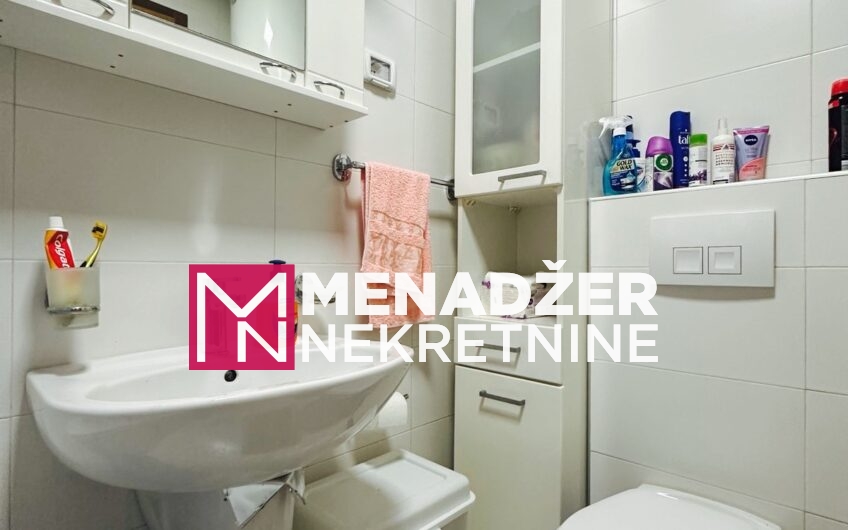 JEDNOSOBAN NAMJEŠTEN STAN 50 m², GARAŽA – CITY KVART