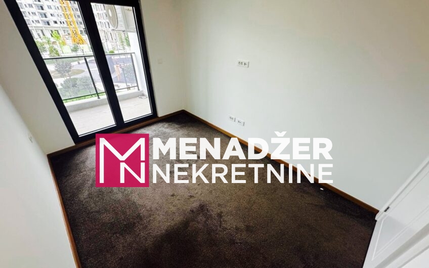 TROSOBAN PRAZAN STAN 120 m², GARAŽA – TOLOŠKA ŠUMA