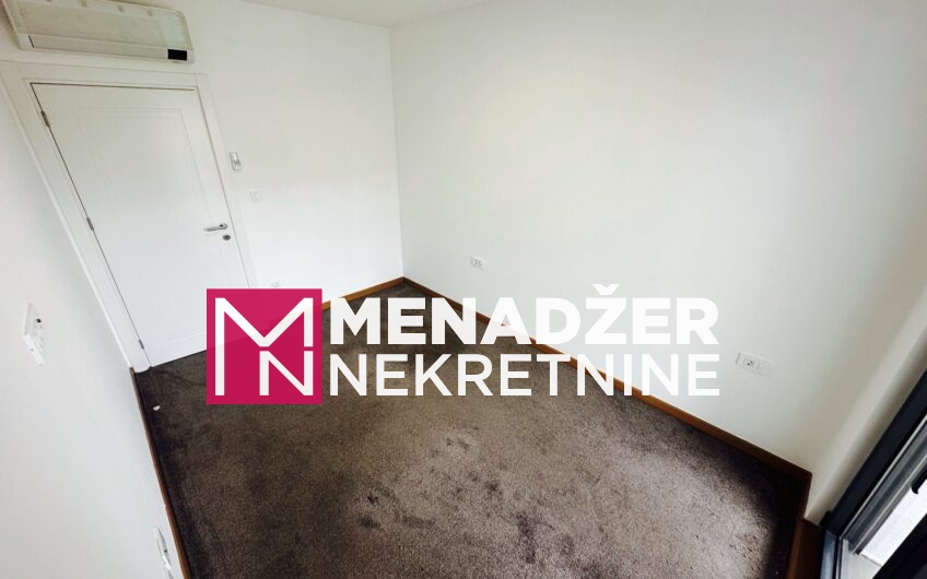 TROSOBAN PRAZAN STAN 120 m², GARAŽA – TOLOŠKA ŠUMA