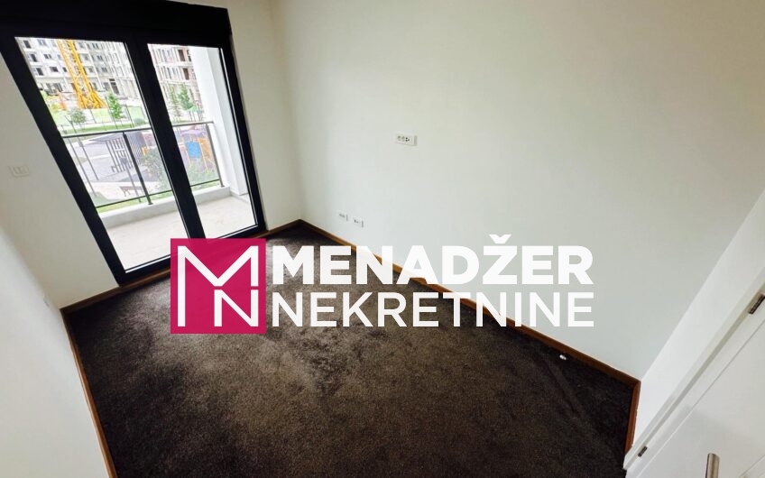 TROSOBAN PRAZAN STAN 120 m², GARAŽA – TOLOŠKA ŠUMA