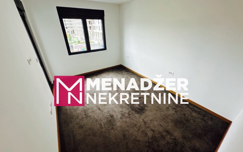 TROSOBAN PRAZAN STAN 120 m², GARAŽA – TOLOŠKA ŠUMA