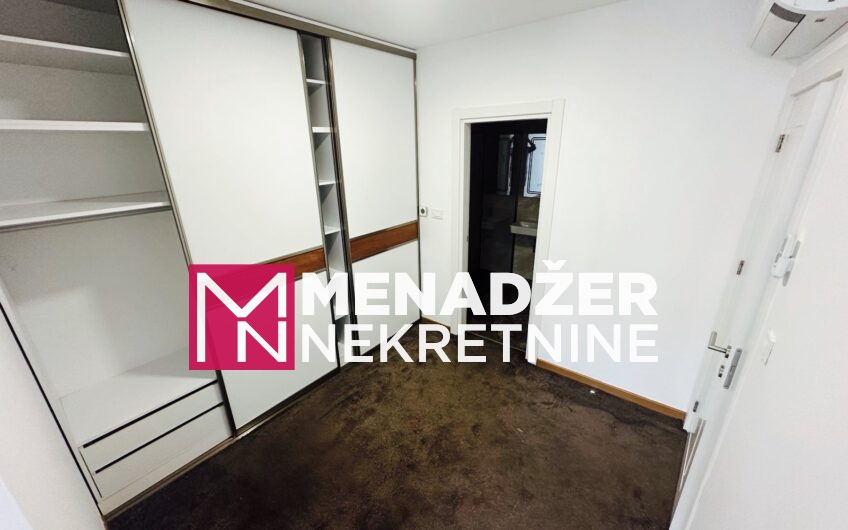TROSOBAN PRAZAN STAN 120 m², GARAŽA – TOLOŠKA ŠUMA