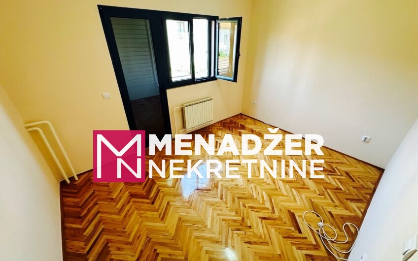 KUĆA 240 m2 – STARI AERODROM
