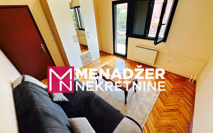 KUĆA 240 m2 – STARI AERODROM