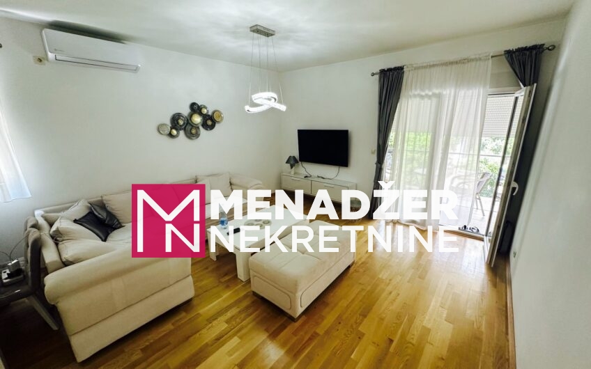 DVOSOBAN NAMJEŠTEN STAN 73 m², GARAŽA – BLOK 9