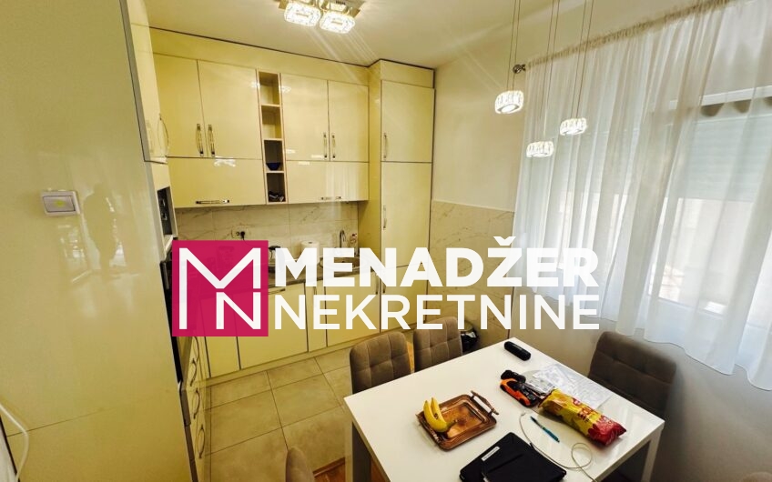 DVOSOBAN NAMJEŠTEN STAN 73 m², GARAŽA – BLOK 9