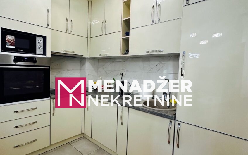 DVOSOBAN NAMJEŠTEN STAN 73 m², GARAŽA – BLOK 9