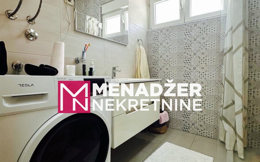 DVOSOBAN NAMJEŠTEN STAN 73 m², GARAŽA – BLOK 9