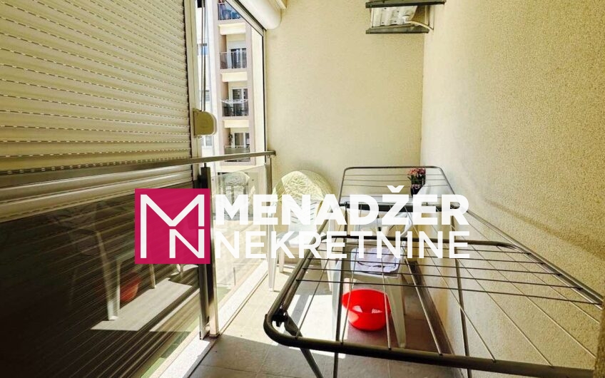 DVOSOBAN NAMJEŠTEN STAN 73 m², GARAŽA – BLOK 9
