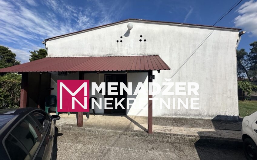 KUĆA 55 m² + 35 m² POMOĆNA KUĆA 35 m², PLAC 280 m² – MASLINE