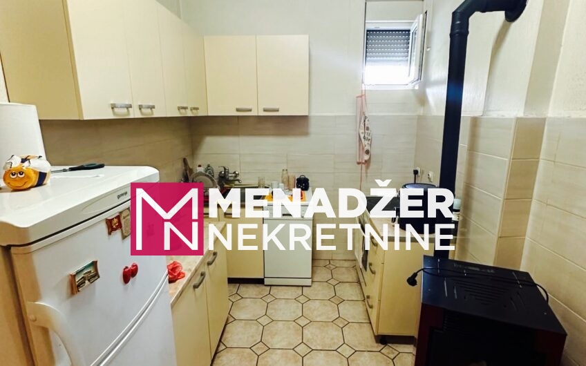 KUĆA 55 m² + 35 m² POMOĆNA KUĆA 35 m², PLAC 280 m² – MASLINE