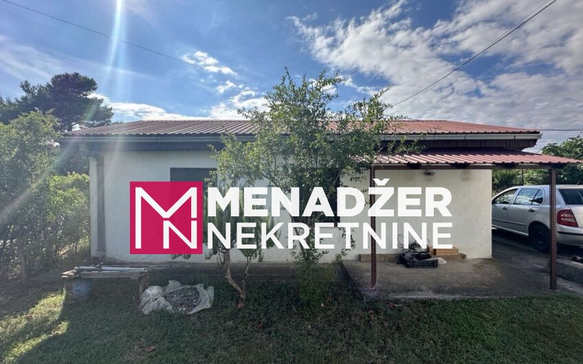 KUĆA 55 m² + 35 m² POMOĆNA KUĆA 35 m², PLAC 280 m² – MASLINE