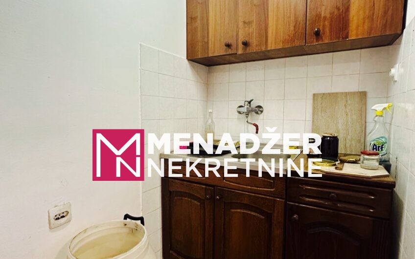 KUĆA 55 m² + 35 m² POMOĆNA KUĆA 35 m², PLAC 280 m² – MASLINE