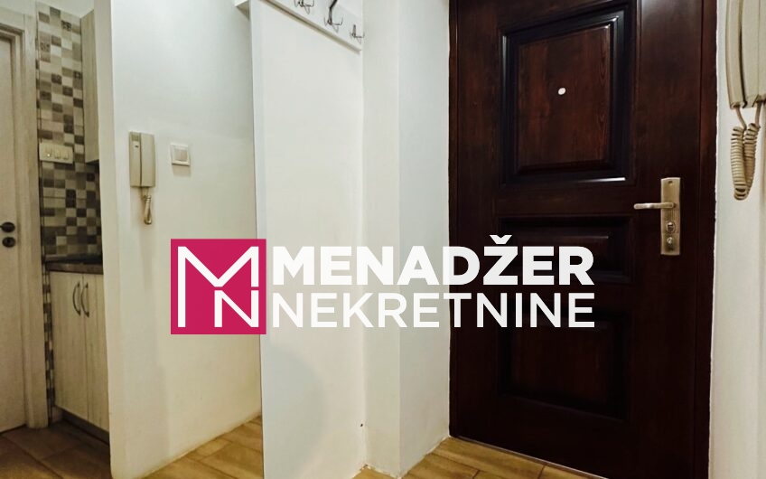 GARSONjERA NAMJEŠTENA 23 m² – PREKO MORAČE