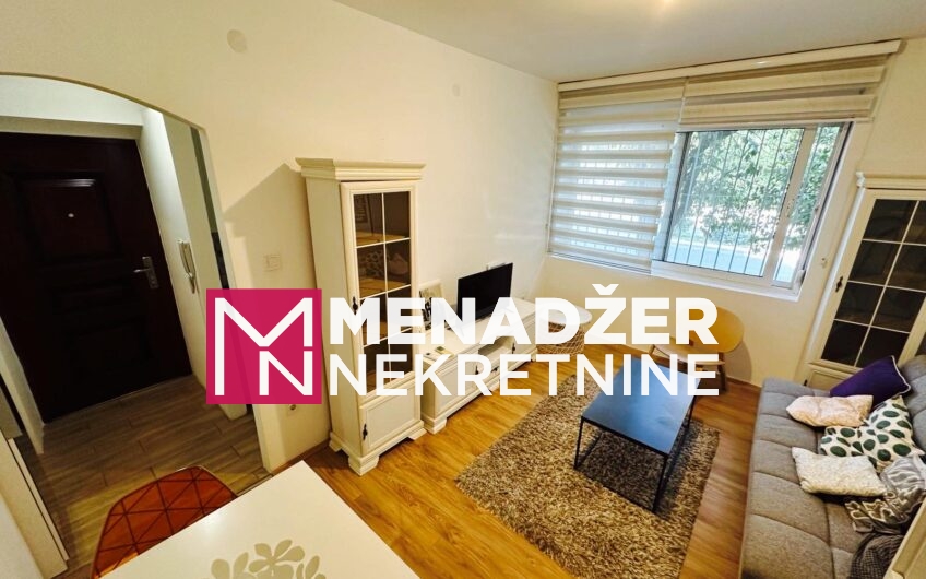 GARSONjERA NAMJEŠTENA 23 m² – PREKO MORAČE