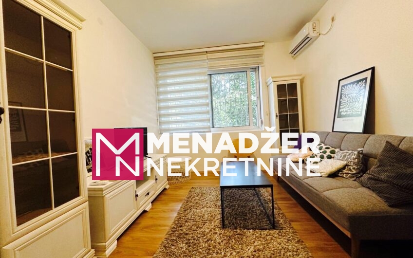 GARSONjERA NAMJEŠTENA 23 m² – PREKO MORAČE