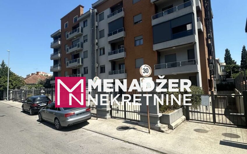 DVOSOBAN NAMJEŠTEN STAN 73 m2, GARAŽA – STARA VAROŠ