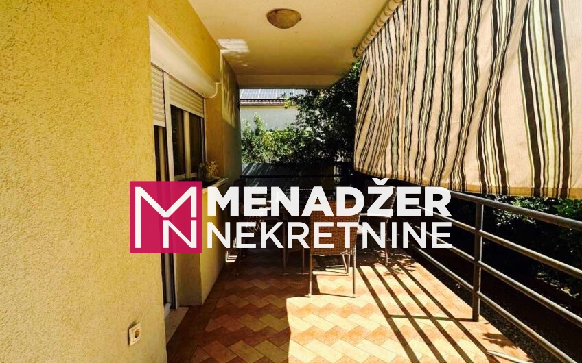 KUĆA NAMJEŠTENA 250 m2 – DONjA GORICA