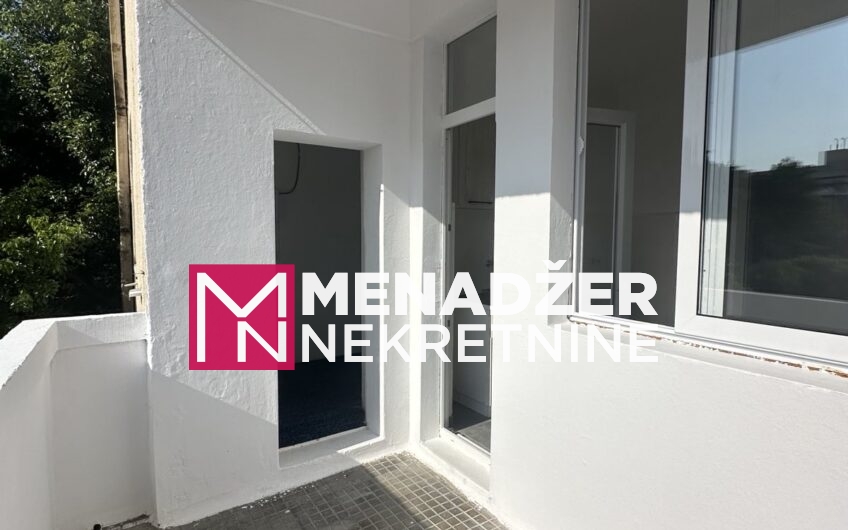 DVOSOBAN PRAZAN STAN 70 m2- CENTAR