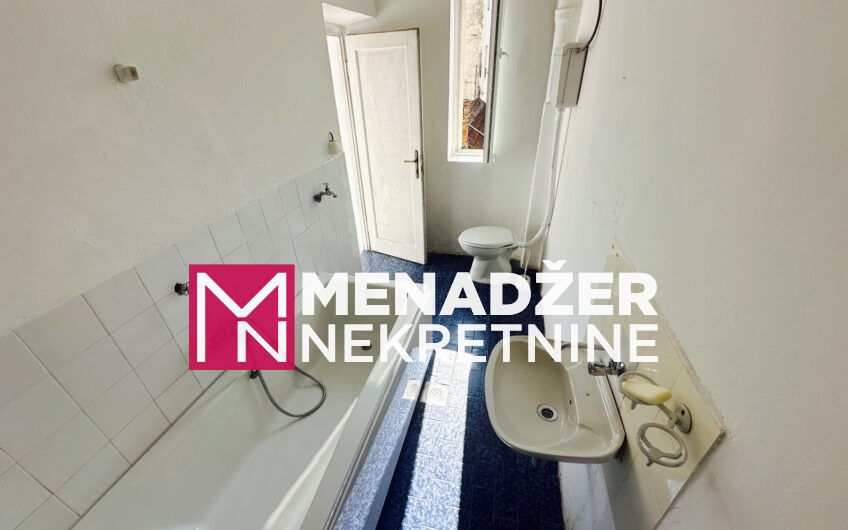 DVOSOBAN PRAZAN STAN 70 m2- CENTAR