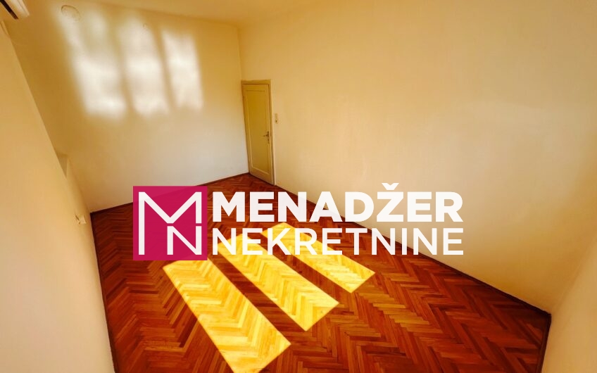 DVOSOBAN PRAZAN STAN 70 m2- CENTAR