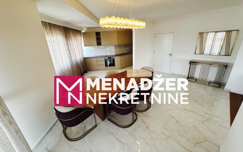 ČETVOROSOBAN LUX NAMJEŠTEN STAN 220 m² – STARI AERODROM