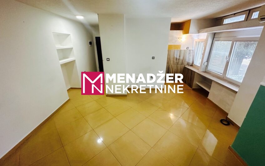 POSLOVNI PROSTOR 60 m² – PREKO MORAČE