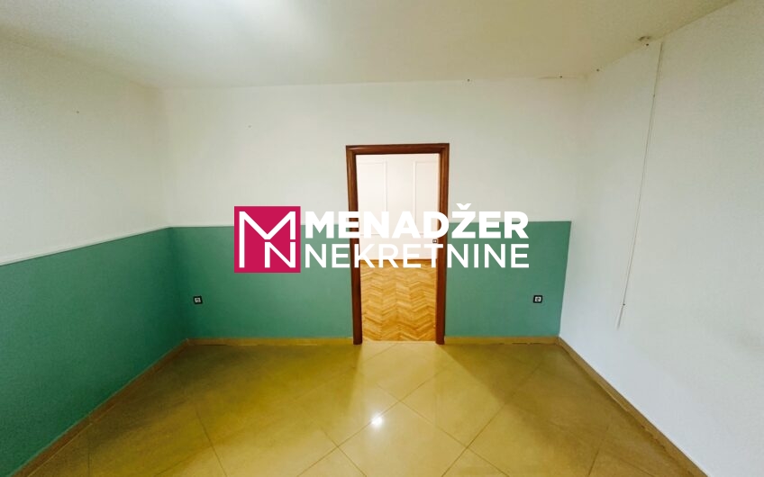 POSLOVNI PROSTOR 60 m² – PREKO MORAČE
