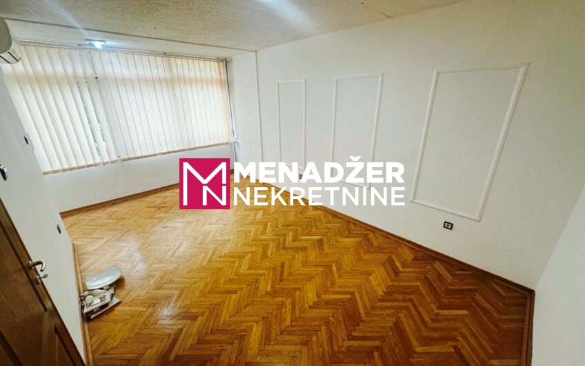 POSLOVNI PROSTOR 60 m² – PREKO MORAČE