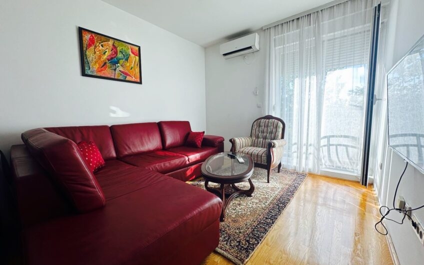 JEDNOSOBAN NAMJEŠTEN STAN 42 m² – TUŠKI PUT