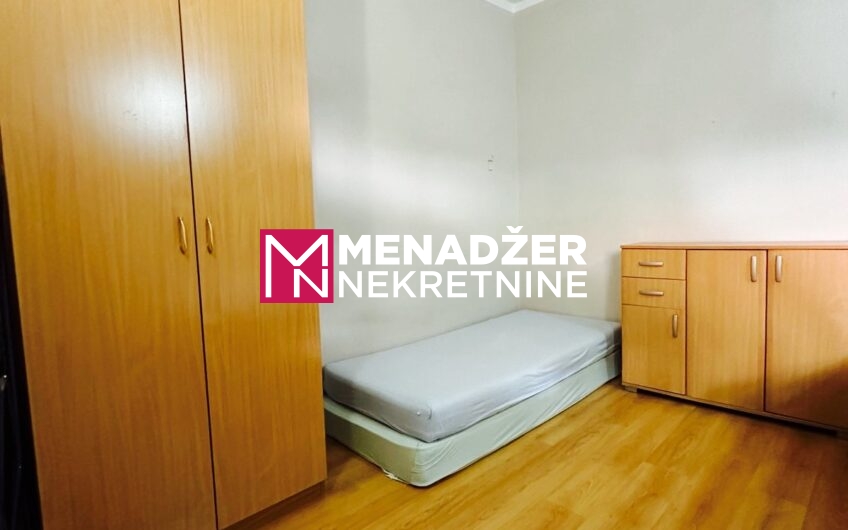JEDNOSOBAN STAN 55 m² – KOD AUTOBUSKE