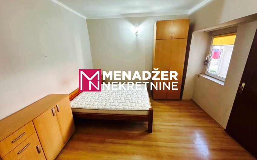 JEDNOSOBAN STAN 55 m² – KOD AUTOBUSKE