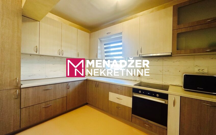KUĆA 200 m², PLAC 500 m² – TOLOŠI