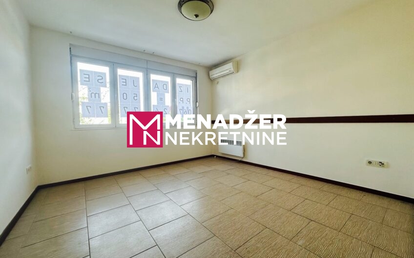 POSLOVNO – KANCELARIJSKI PROSTOR 50 m² – PREKO MORAČE