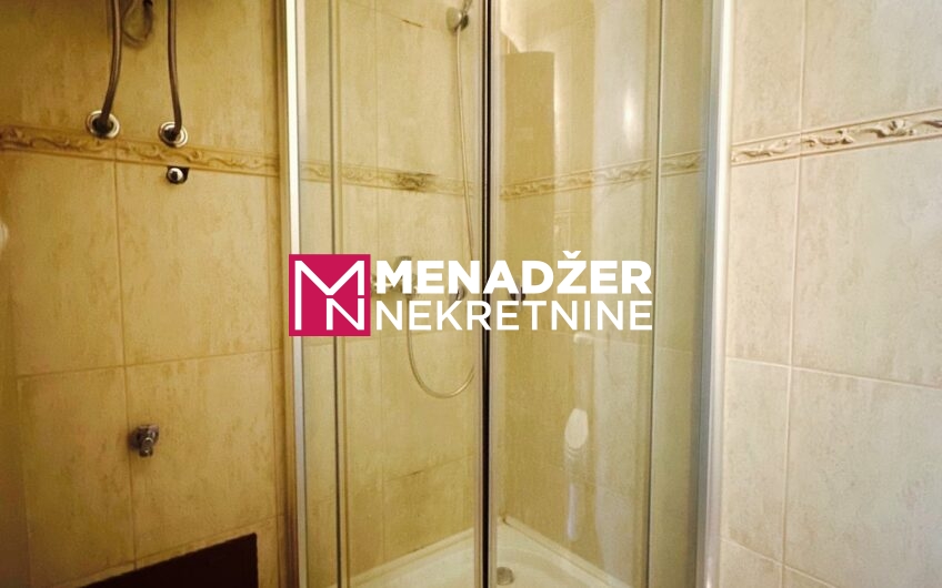 POSLOVNO – KANCELARIJSKI PROSTOR 50 m² – PREKO MORAČE