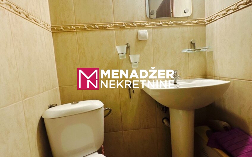 POSLOVNO – KANCELARIJSKI PROSTOR 50 m² – PREKO MORAČE