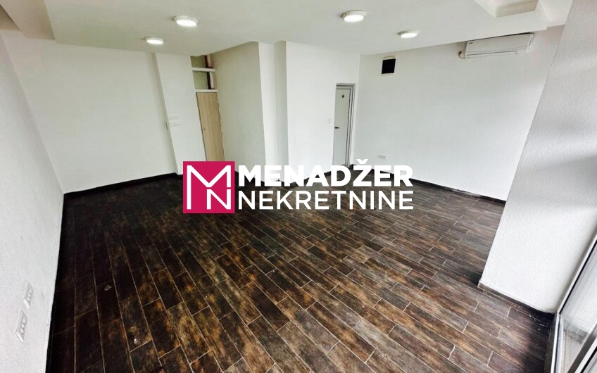 POSLOVNI PROSTOR 70 m² – POBREŽJE
