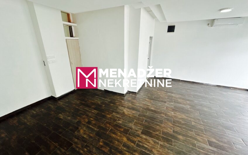 POSLOVNI PROSTOR 70 m² – POBREŽJE